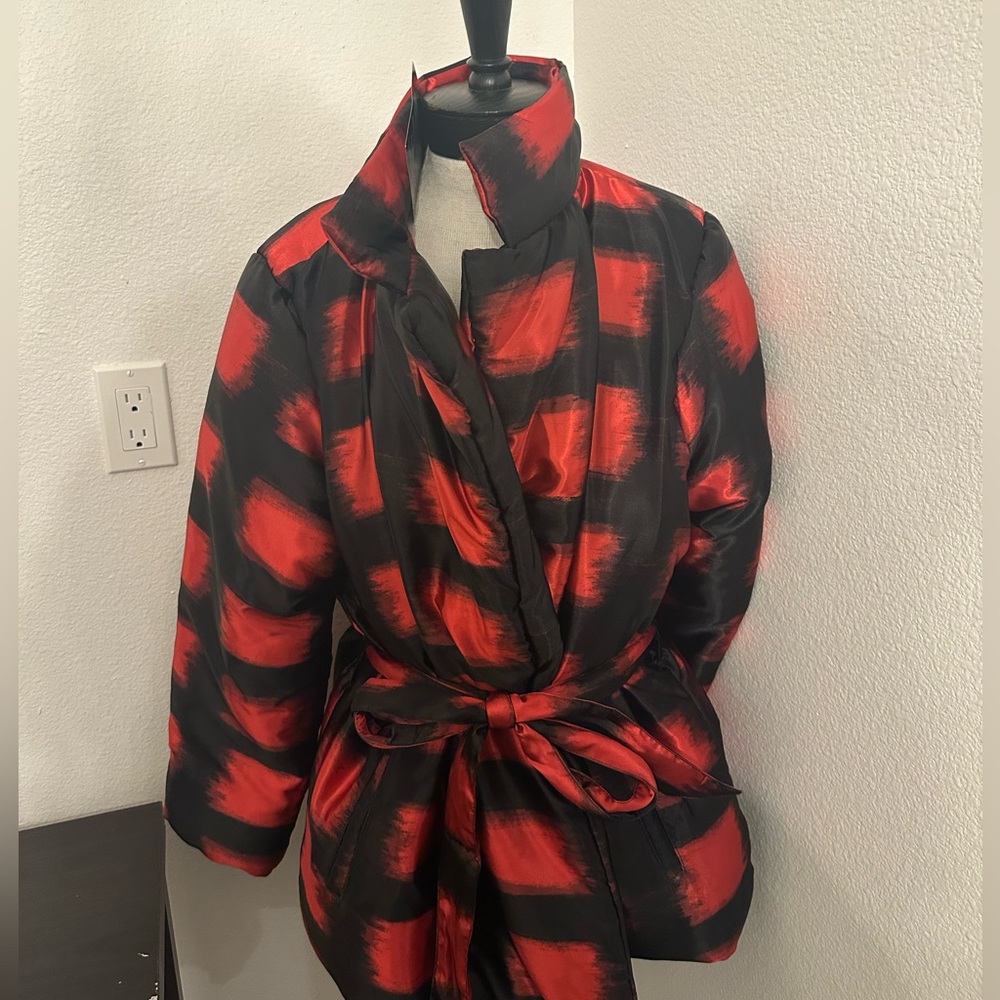 IMAN Global Chic Red and Black Brushstoke Belted Coat NWT - Picture 8 of 14